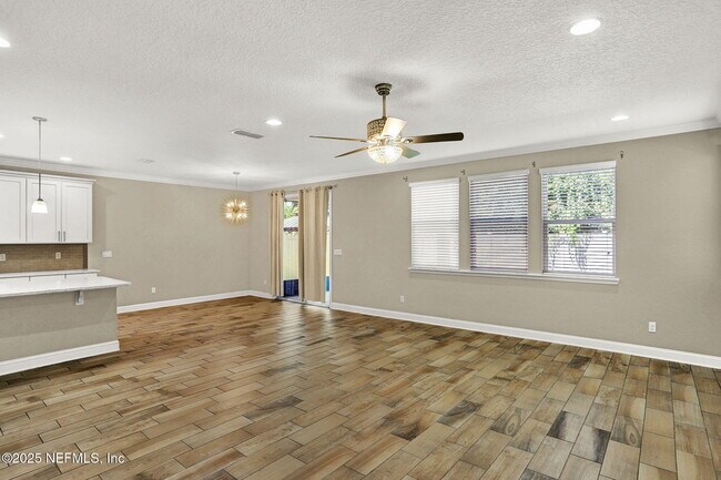 Foto del edificio - 3821 Coastal Cove Cir