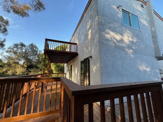 Foto del edificio - 3205-3207 42nd St.