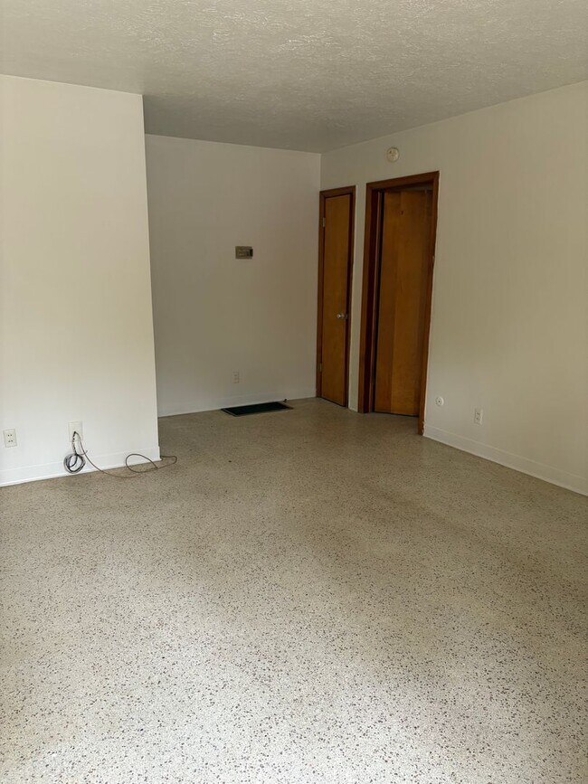 Foto del edificio - 1512 N Davis St