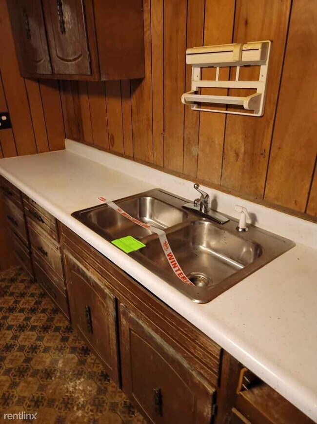 Building Photo - 3 br, 1 bath House - 6214 County Highway 1...