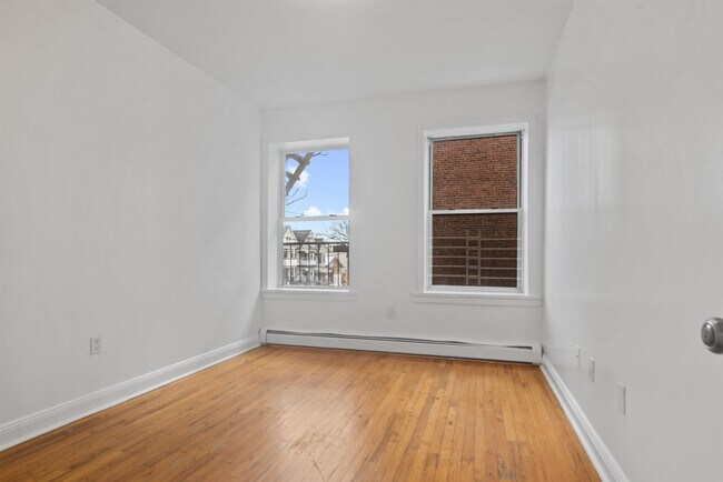 Foto del edificio - 149 Grant Ave