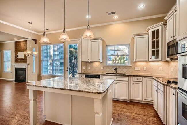 Building Photo - 1317 Middlecrest Dr NW, Concord, NC, 28027