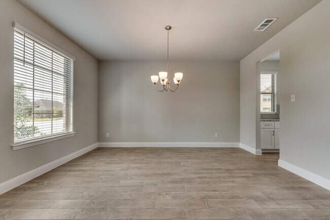 Building Photo - 2160 Erika Ln