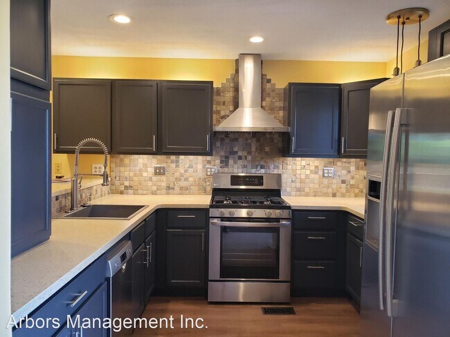 Building Photo - 3 br, 2 bath House - 713 Straight Street