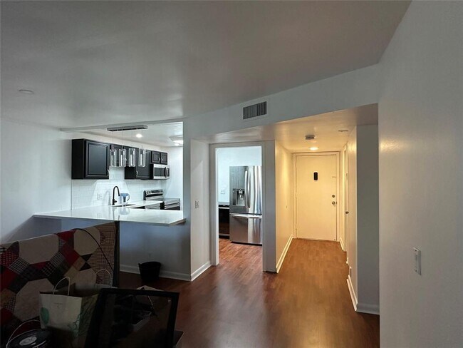 Building Photo - 22615 SW 66th Ave