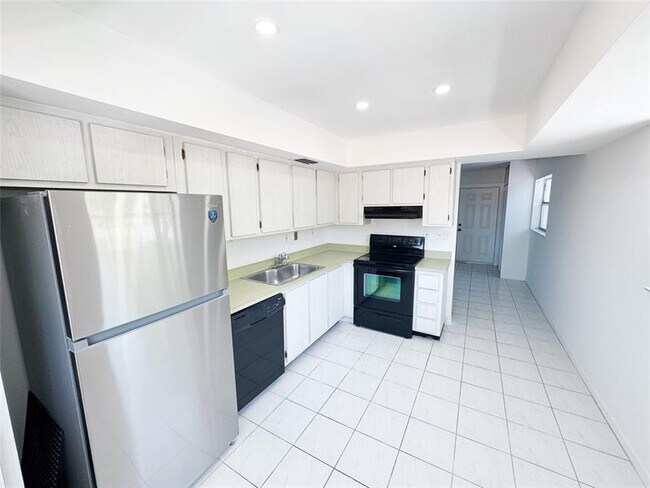 Foto del edificio - 336 SW 1st St