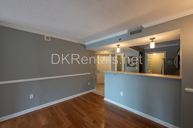 Building Photo - 795 Hammond Dr NE