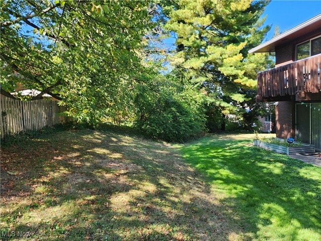 Building Photo - 2550 Chamberlain Rd