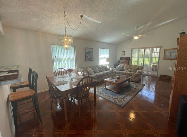 Foto del edificio - 5399 NW 18th St