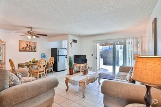 Building Photo - 1536 Hilltop Dr