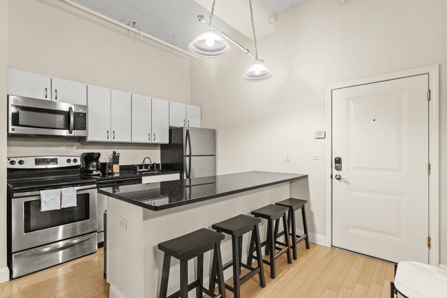 Model Unit - Temple Place