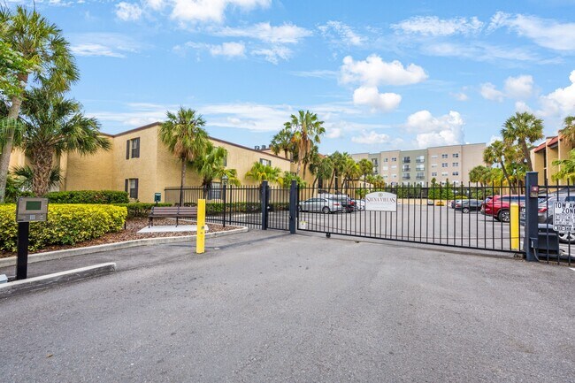 Foto del edificio - 5306 Santa Rosa Ct