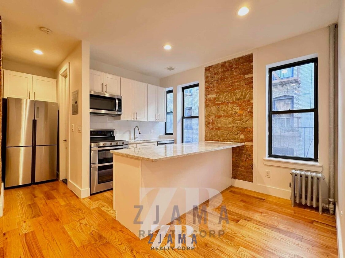Primary Photo - 410 Eastern Pkwy