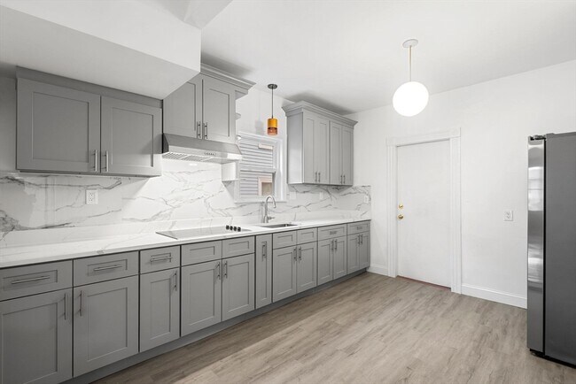 Foto del edificio - 252 Safford St
