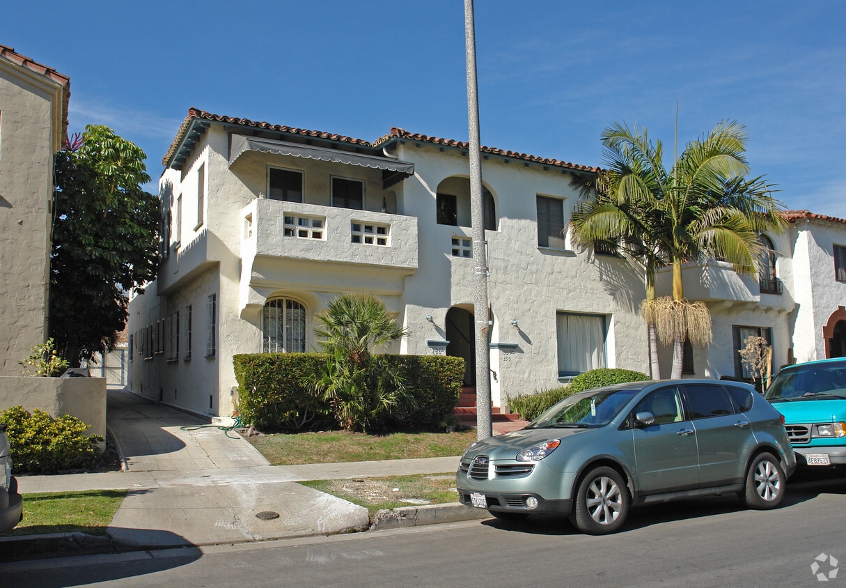 Building Photo - 357 N Curson Ave