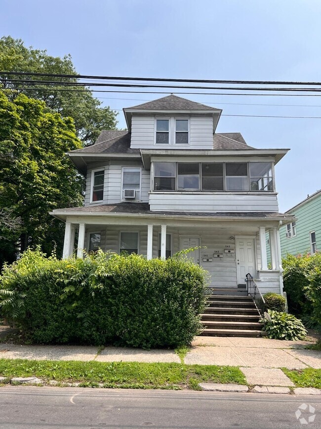Building Photo - 545 Lincoln Ave