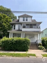 Building Photo - 545 Lincoln Ave