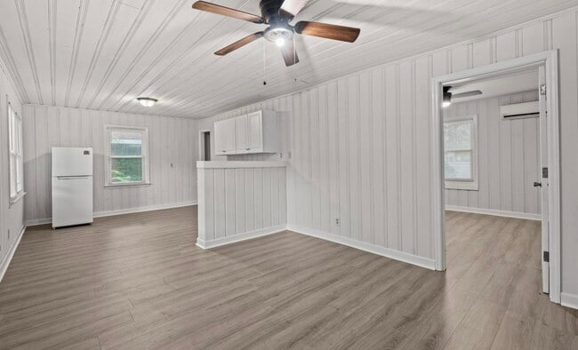 Foto del edificio - 405 12th Ave S