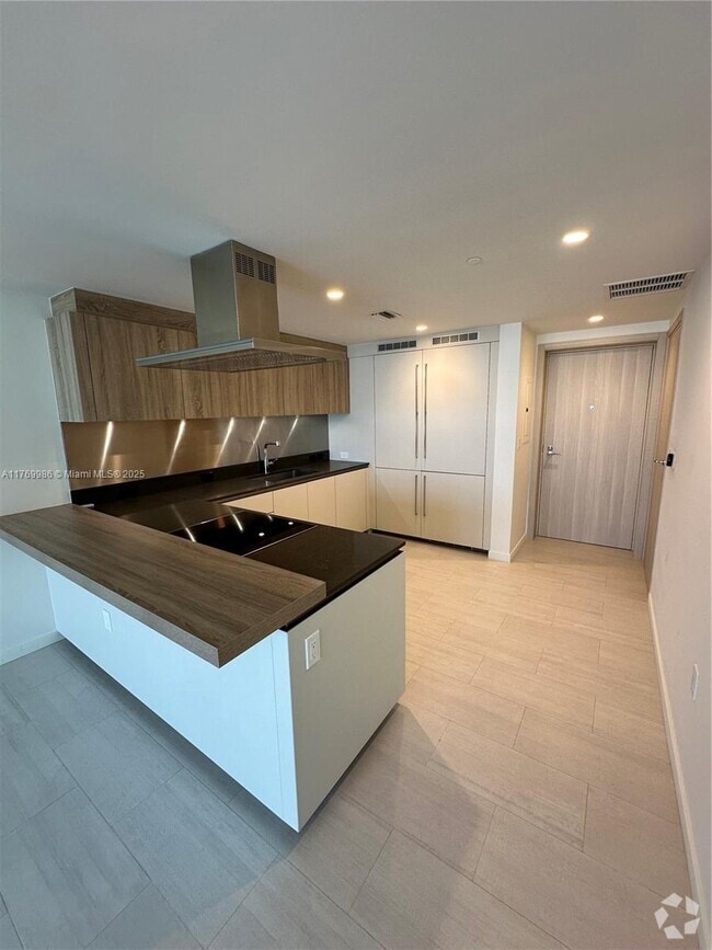 Downtown Miami Apartments for Rent with High Ceilings - Miami, FL ...