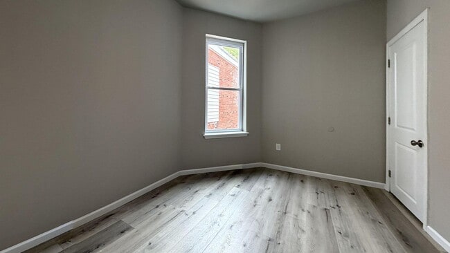 Photo - Stunning 3-Bed with Exposed Brick in 19143 House