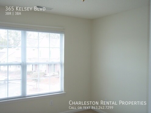 Foto del edificio - 365 Kelsey Blvd