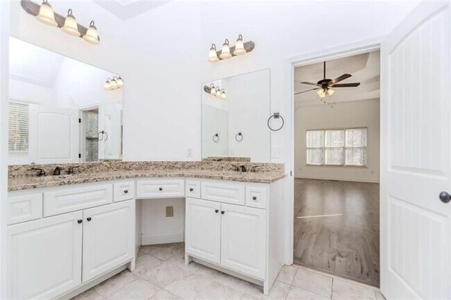 Building Photo - 4234 Quail Creek Dr