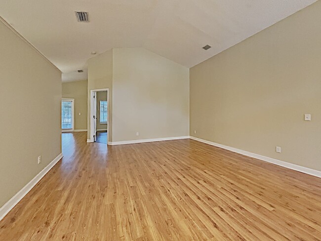 Building Photo - 3002 Pebble Creek St