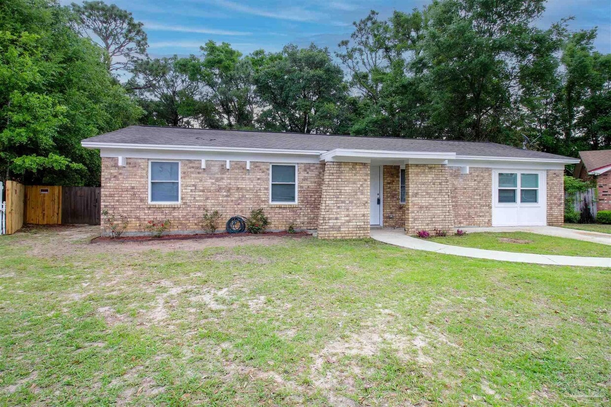 Foto principal - 1200 Cheyenne Cir