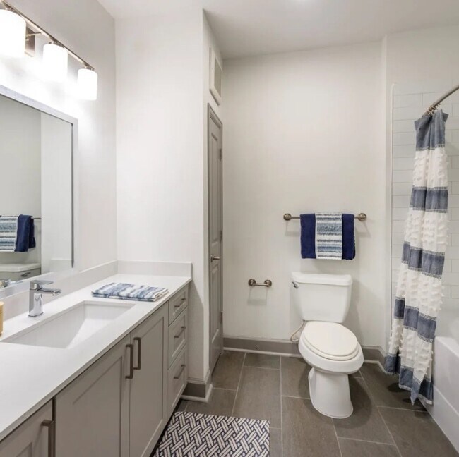 Foto del edificio - 3333 Weslayan St