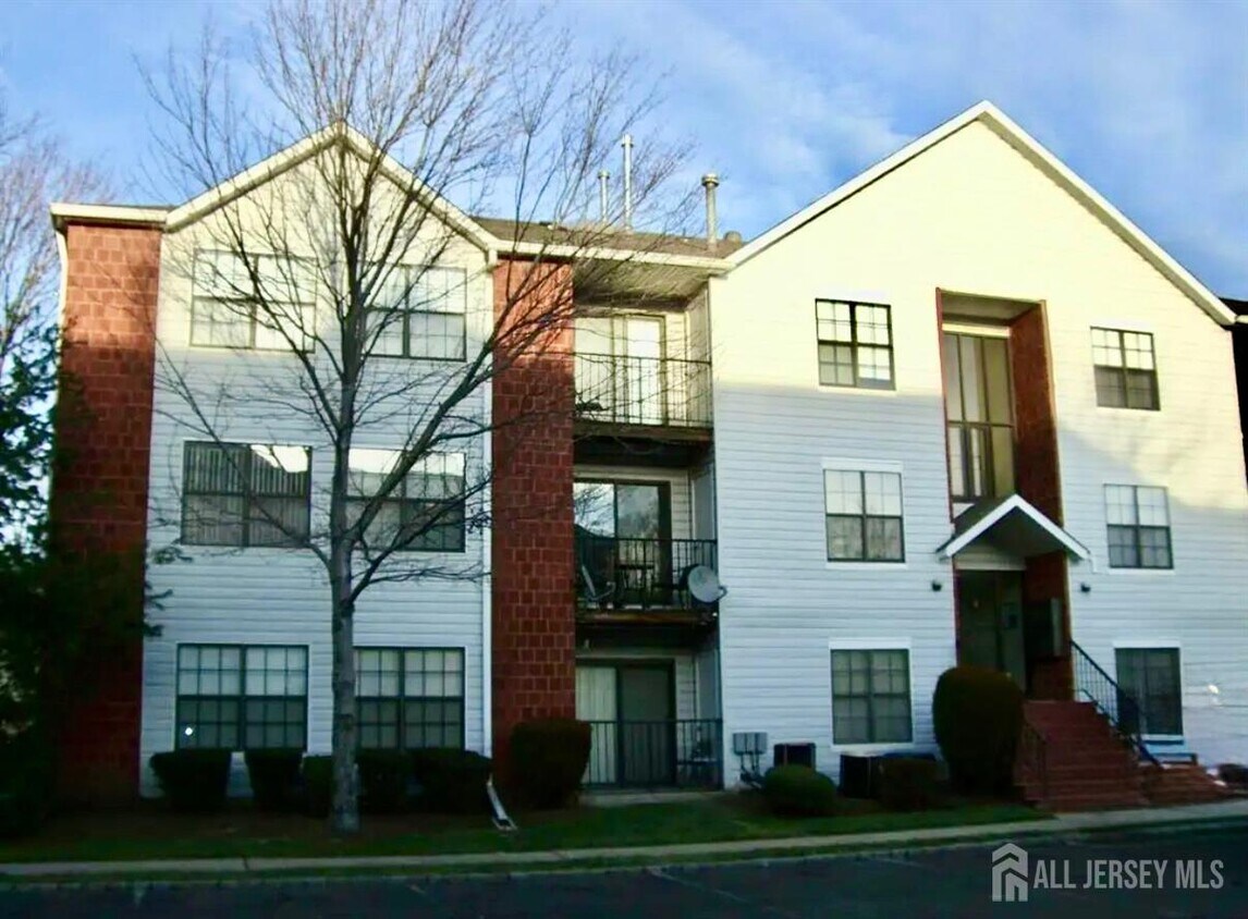 Foto principal - 92 Keystone Ct
