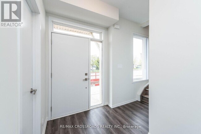 Photo du bâtiment - 75 Mable Smith Wy