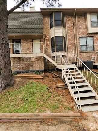 Building Photo - 2019 Place Rebecca Ln