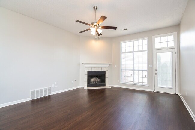 Foto del edificio - 9714 Java Cove