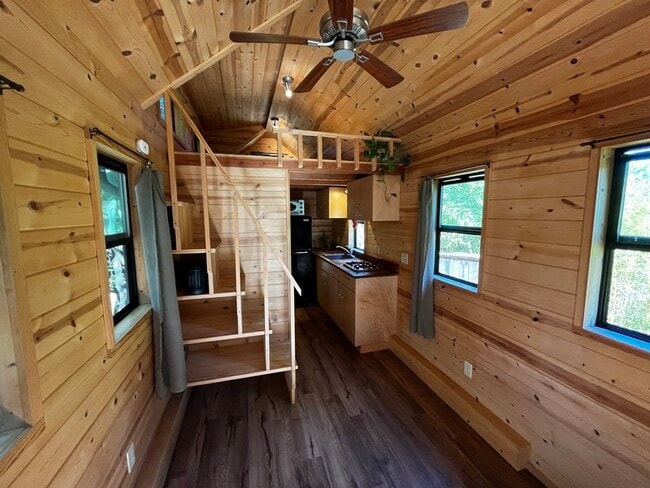 Building Photo - 171 Gold Ridge Rd