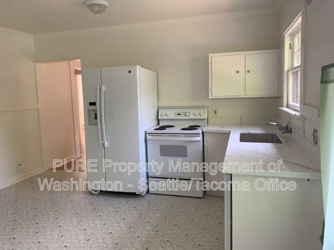 Photo - 2207 N 39th St House