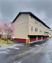 Building Photo - 834 N 145th Ln