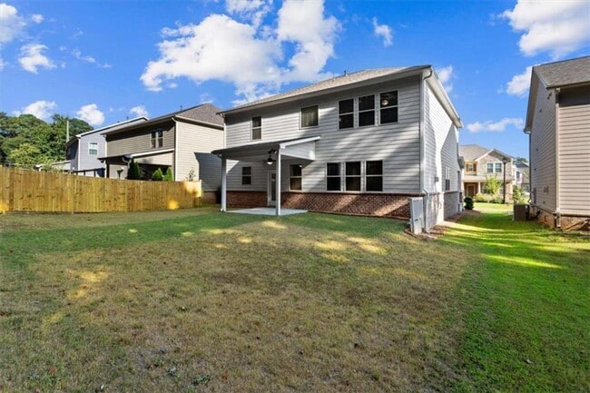 Foto del edificio - 3217 Hidden Valley Cir