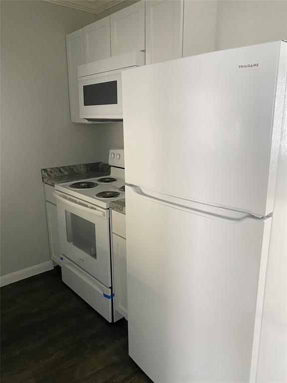 Foto del edificio - 105 Cemetery Rd