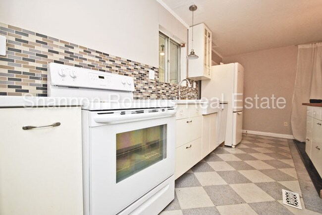 Foto del edificio - 3218 Sycamore Dr