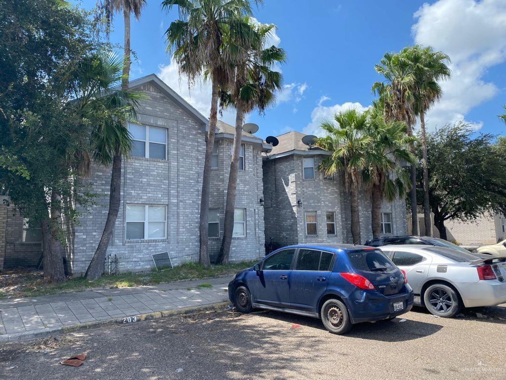 Building Photo - 1802 Oasis Dr