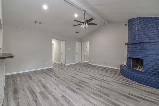Building Photo - 17311 Methil Dr