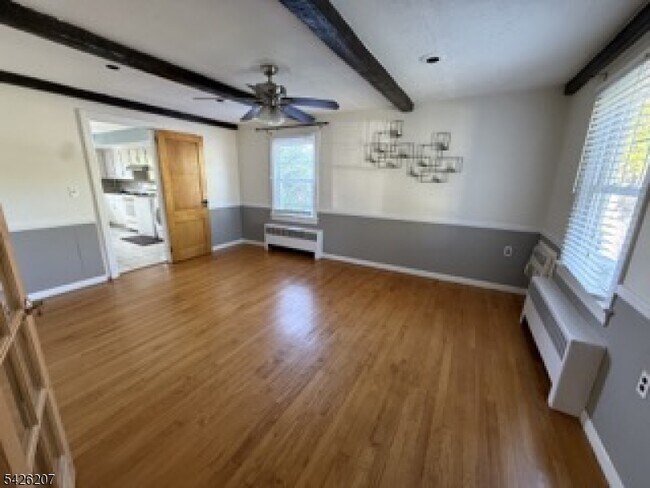 Building Photo - 95 Westview Ave