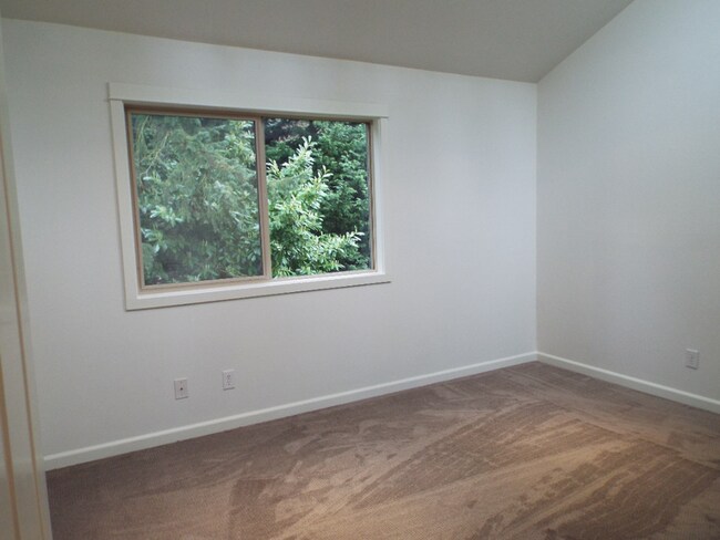 Foto del edificio - Charming 2bed/2bath Townhome Style Unit ne...