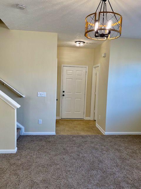 Foto del edificio - 322 Oak Leaf Pl