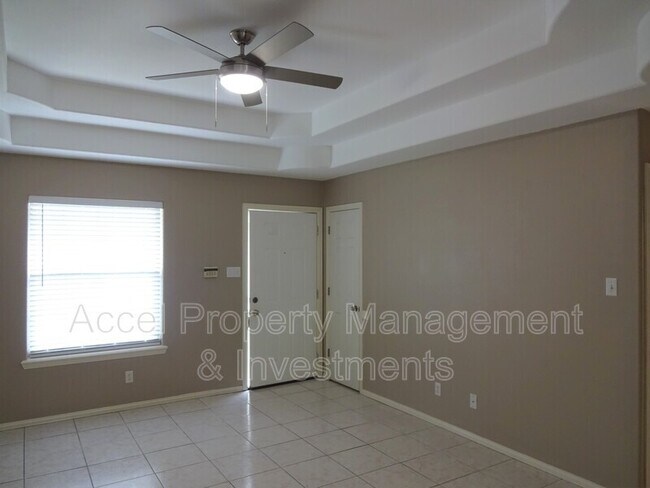 Foto del edificio - 701 Sandpiper Ave