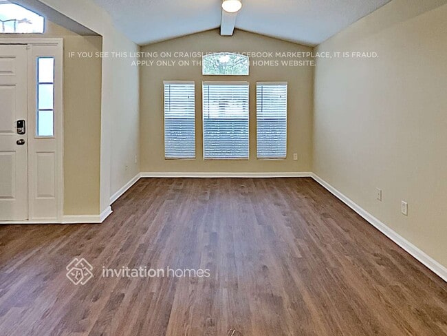 Foto del edificio - 11340 Riverstone Way