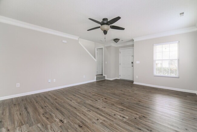 Foto del edificio - 3748 Tryon Ridge Dr