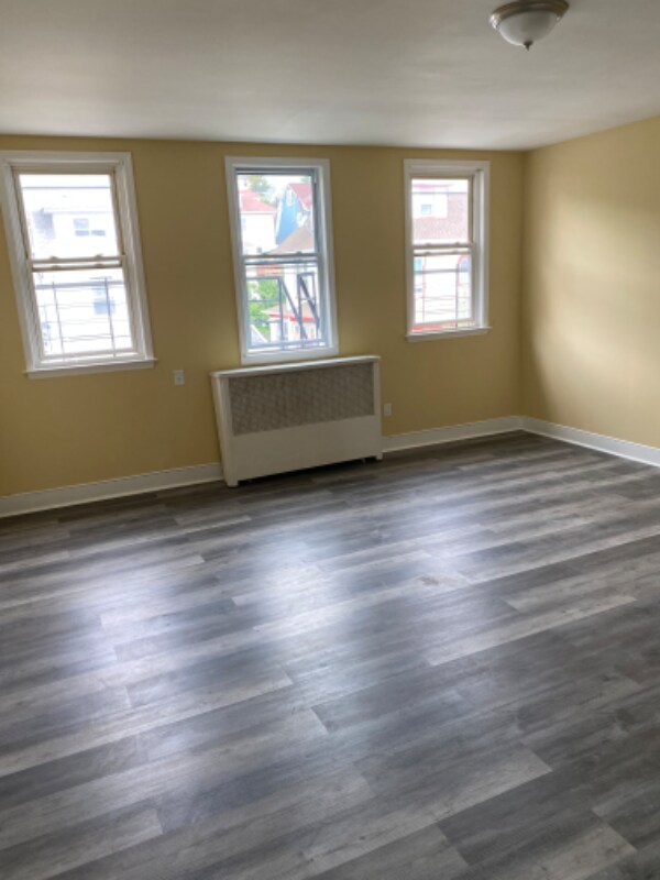 42 Leonard Pl, Yonkers, NY 10704 Room for Rent in Yonkers, NY