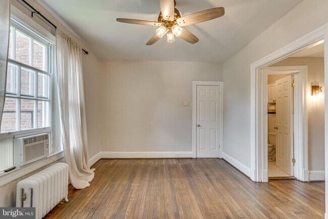 Foto del edificio - 2527 Q St NW