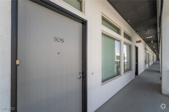 Building Photo - 2775 W Pebble Rd